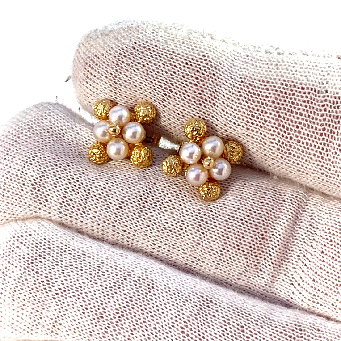 Bjorn Weckstrom for Lapponia, Finland Vintage 18k Gold Cultured Pearl Earrings.