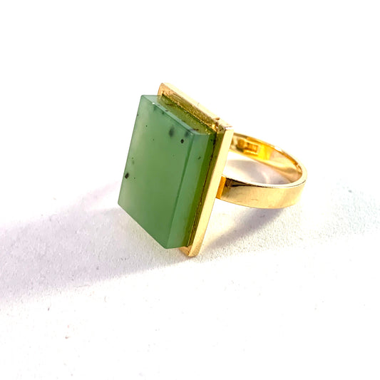 Atelje Stigbert, Sweden 1948 Mid Century Modern 18k Gold Nephrite Jade Ring.
