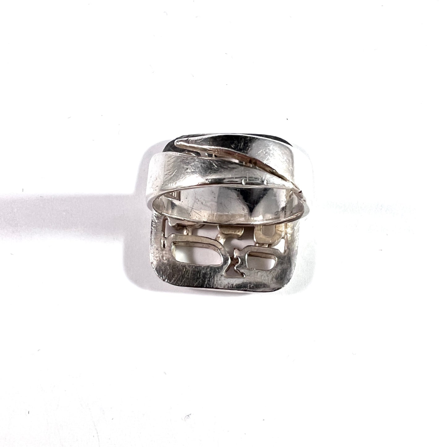 Bengt Hallberg, Sweden 1970. Vintage Modernist Solid 830 Silver Ring.