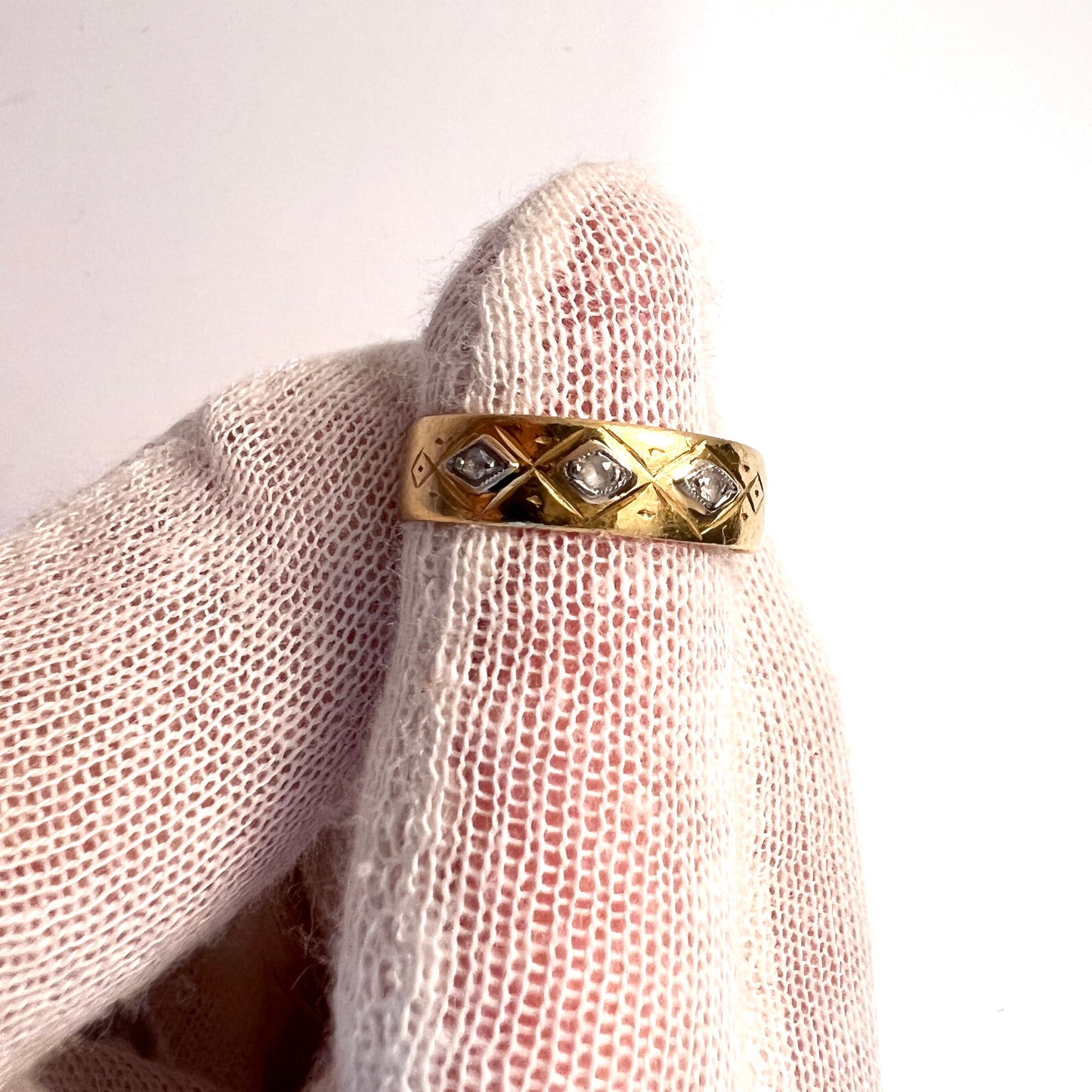 KE Berg Sweden 1890s. Antique 23k Gold Paste Wedding Band Ring.