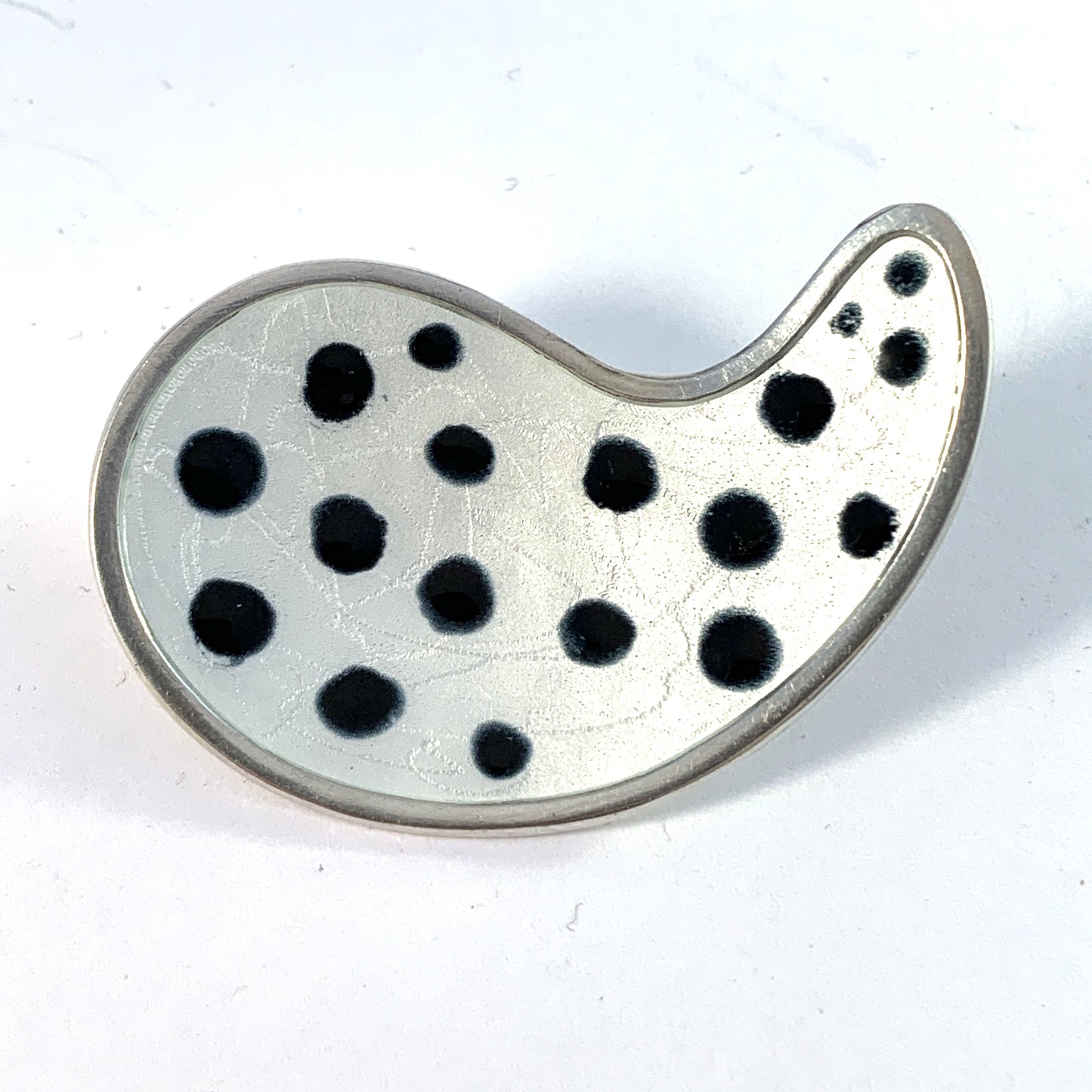 Knut A. Rasmussen, Norway 1960s. Sterling Silver Enamel Brooch.