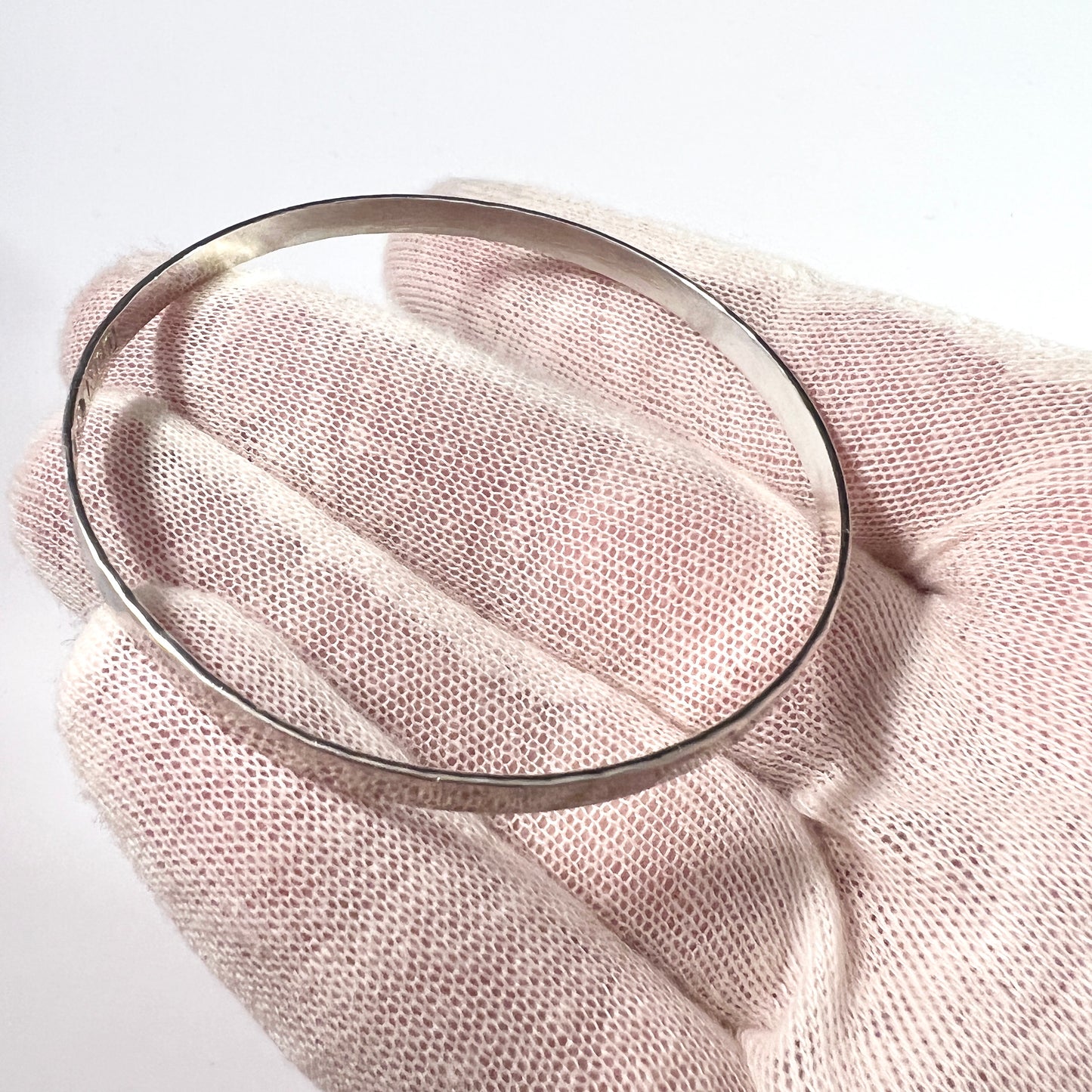 Owe Johansson, Sweden 1969. Vintage Sterling Silver Bangle Bracelet.