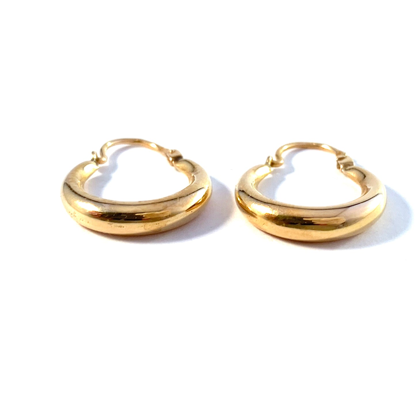 Sweden Vintage Mid Century 18k Gold Earrings.