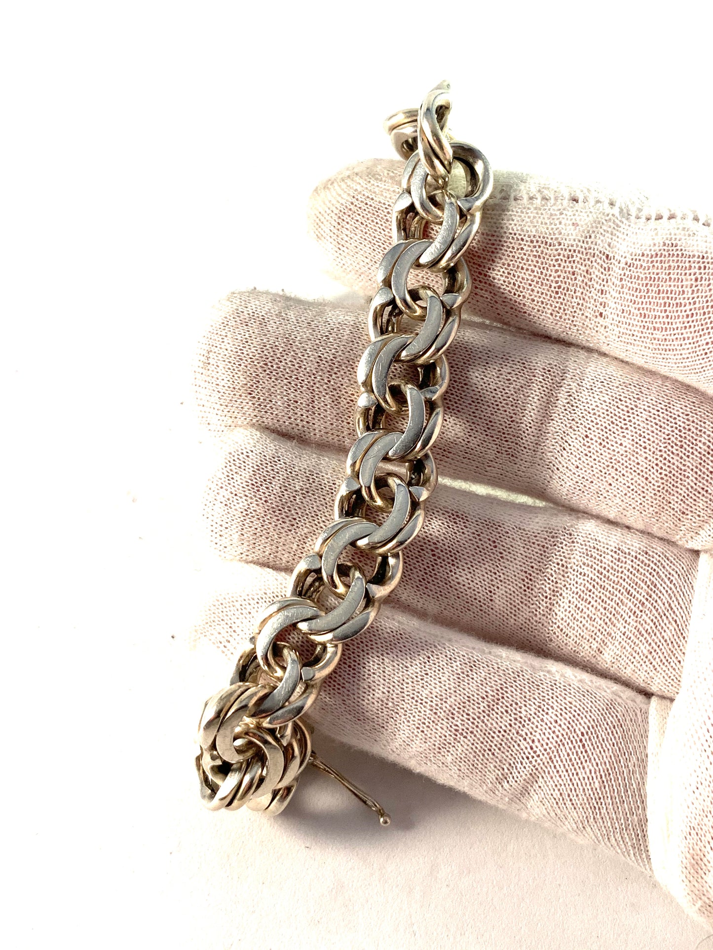 Victor Janson, Sweden 1966 Vintage Sterling Silver Bismark Unisex Bracelet. 1.79oz