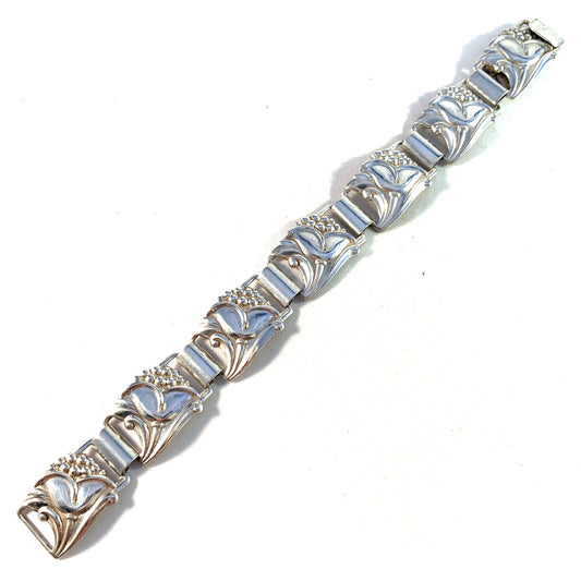 Asa-Silver H Olsson, Sweden 1950 Sterling Silver Flower Link Bracelet.