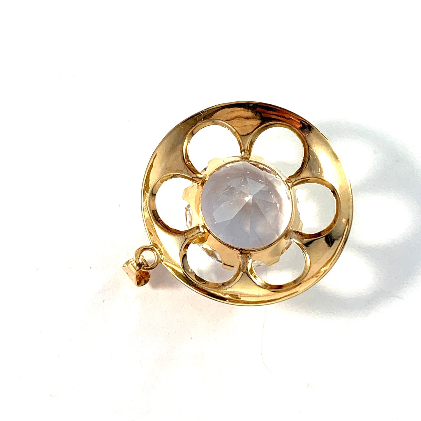 Örneus, Stockholm 1972. Vintage Modernist 18k Gold Rock Crystal Pendant.