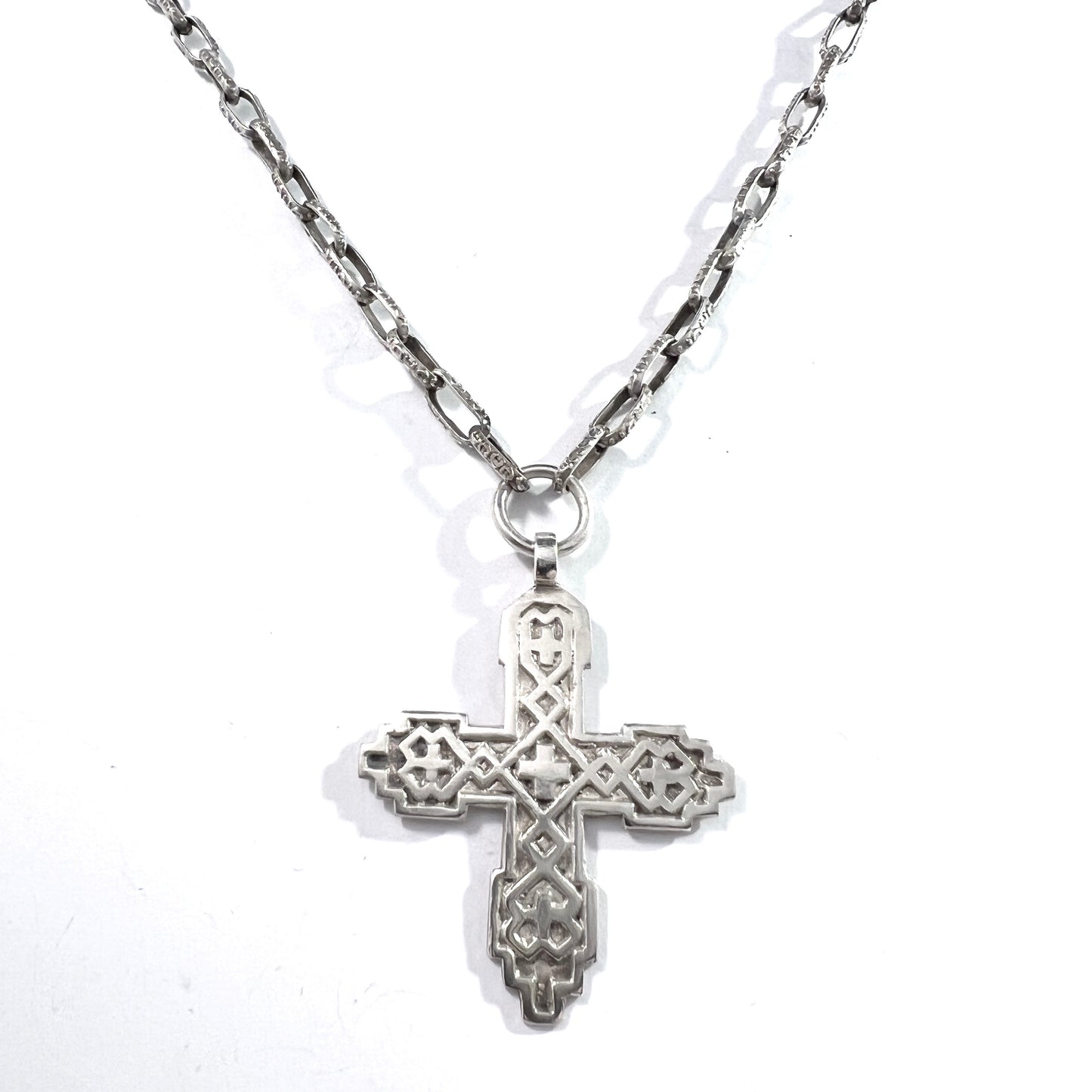 H.Kaksonen for Kalevala Koru, Finland 1943. War-Time Solid Silver Cross Pendant Necklace.