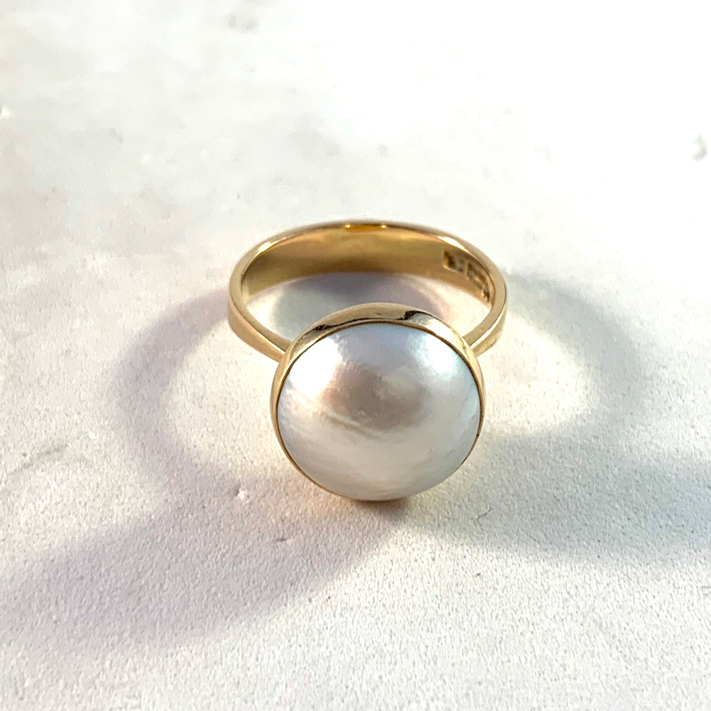 Atelje Stigbert, Sweden 1966 Vintage 18k Gold Mabe Pearl Ring. Signed