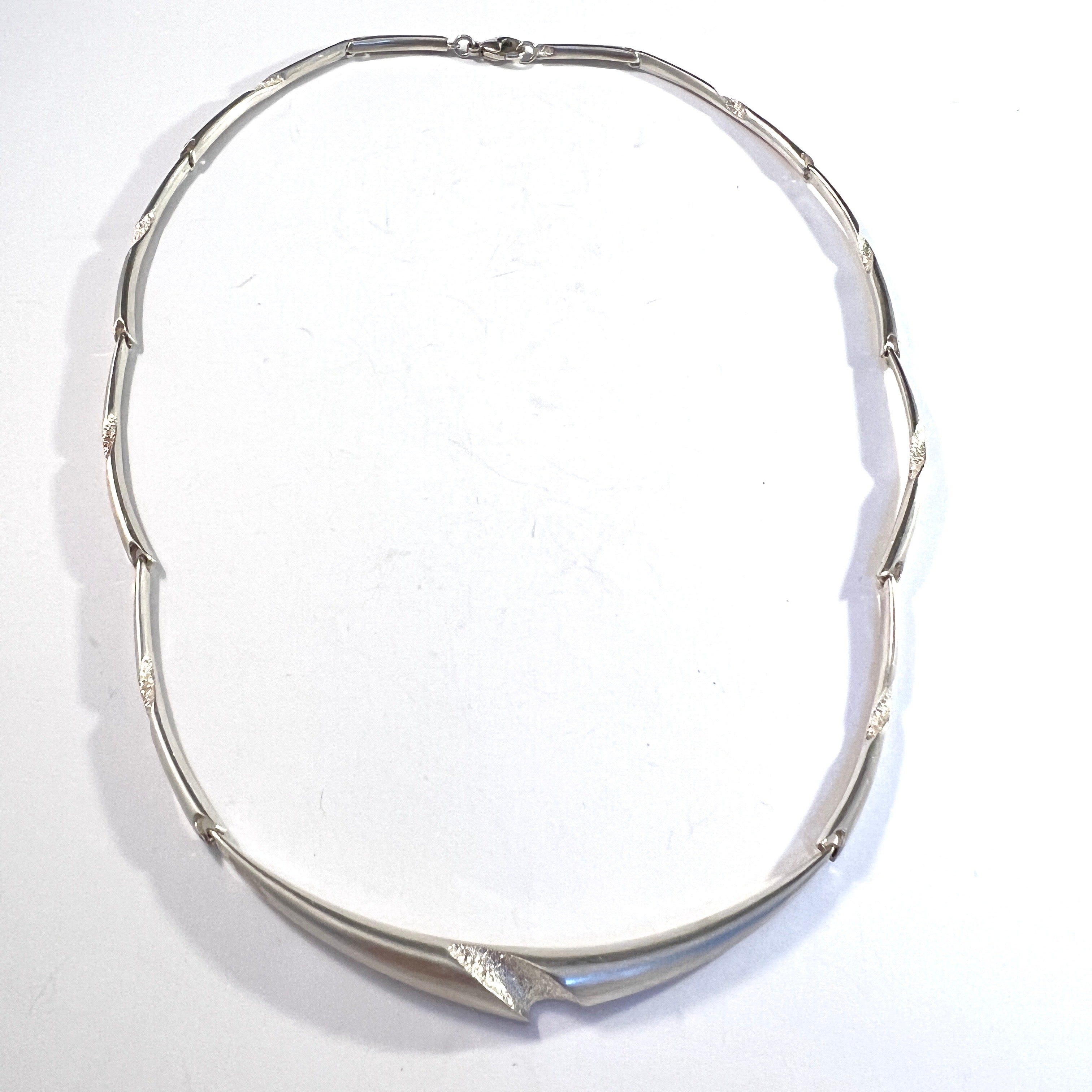 Tammen Koru, Finland 1980s. Vintage Sterling Silver Necklace.