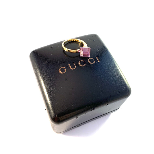 GUCCI, Design Chiodo. 18k Gold Amethyst Ring. Boxed.