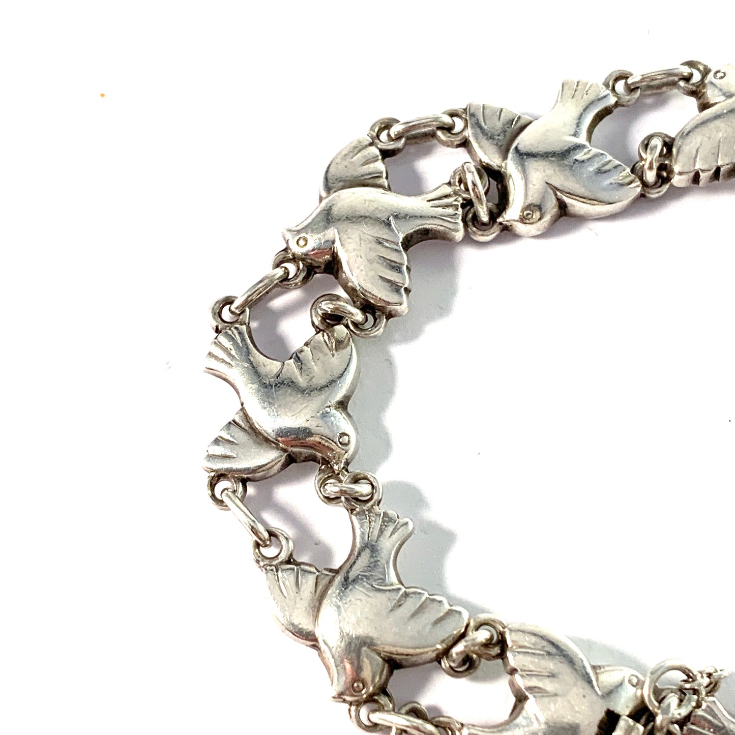 Emil Snedker, Copenhagen 1918-37. Sterling Silver Peace Dove Bracelet. Design 52