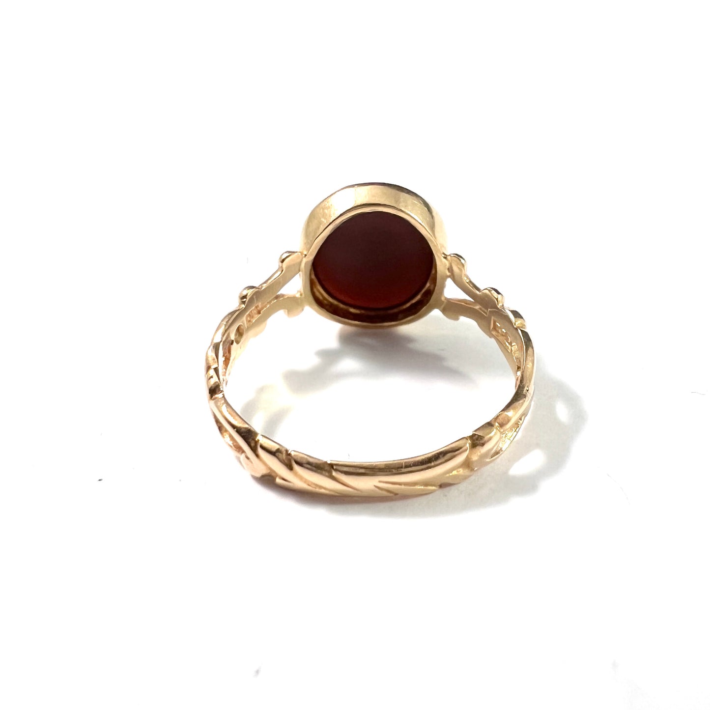 Fryklund & Pålsson, Sweden 1951. Vintage 18k Gold Agate Intaglio Signet Ring.