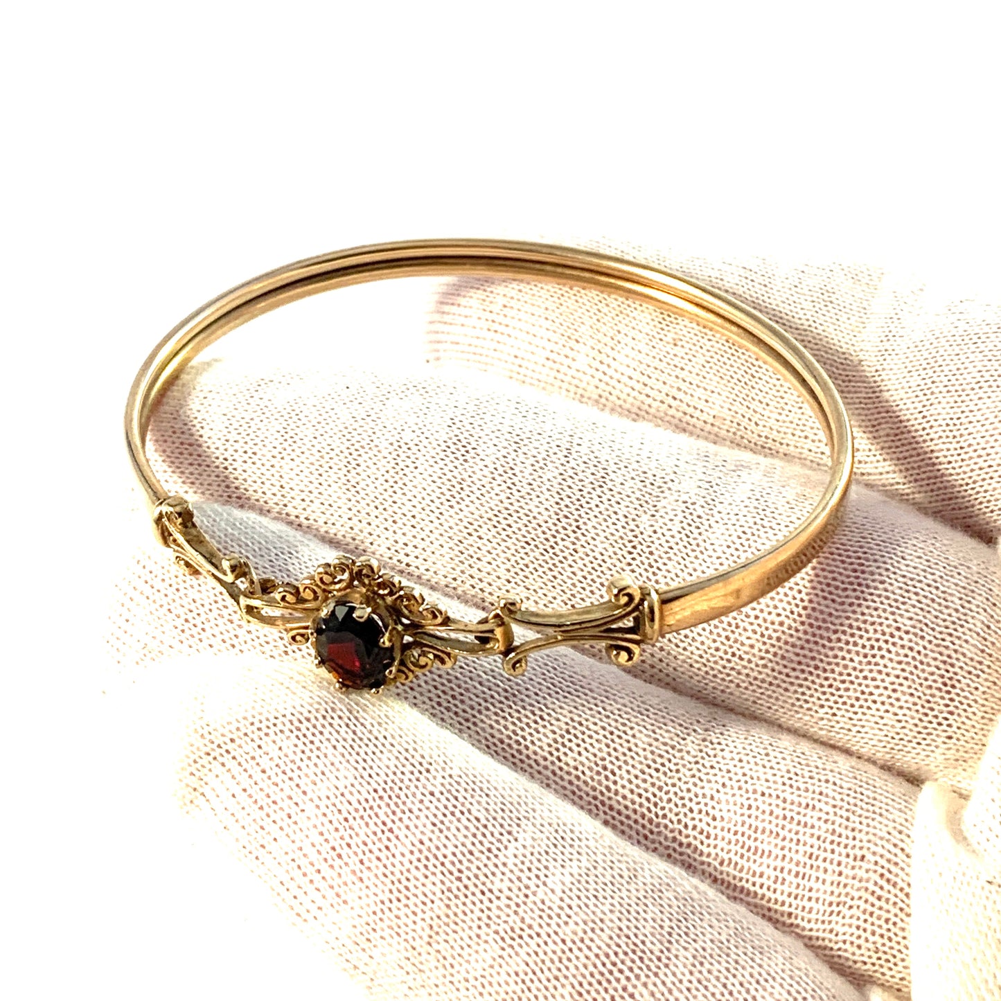 Edwardian Antique 9k Gold Garnet Bracelet.