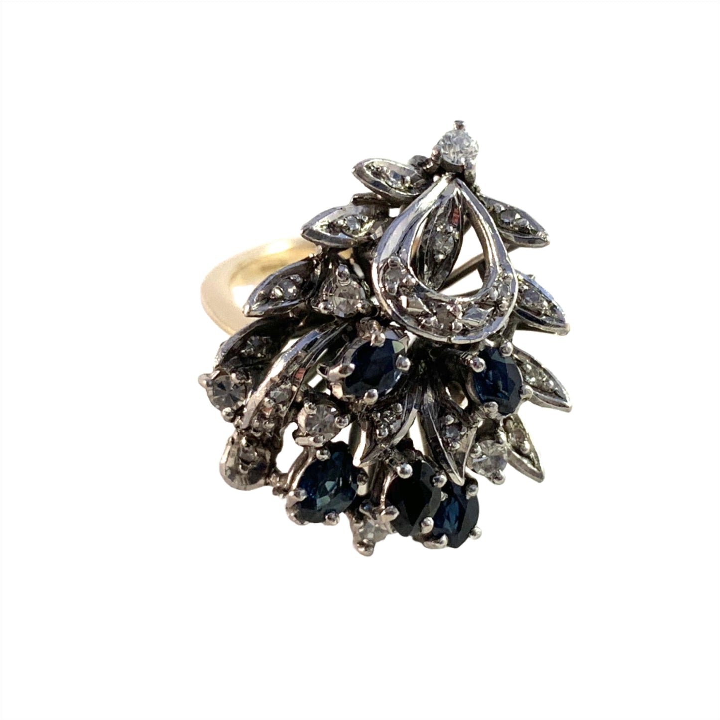 Vintage 1960-70s Bold 14k Gold 0.4ctw Diamond Sapphire Ring.