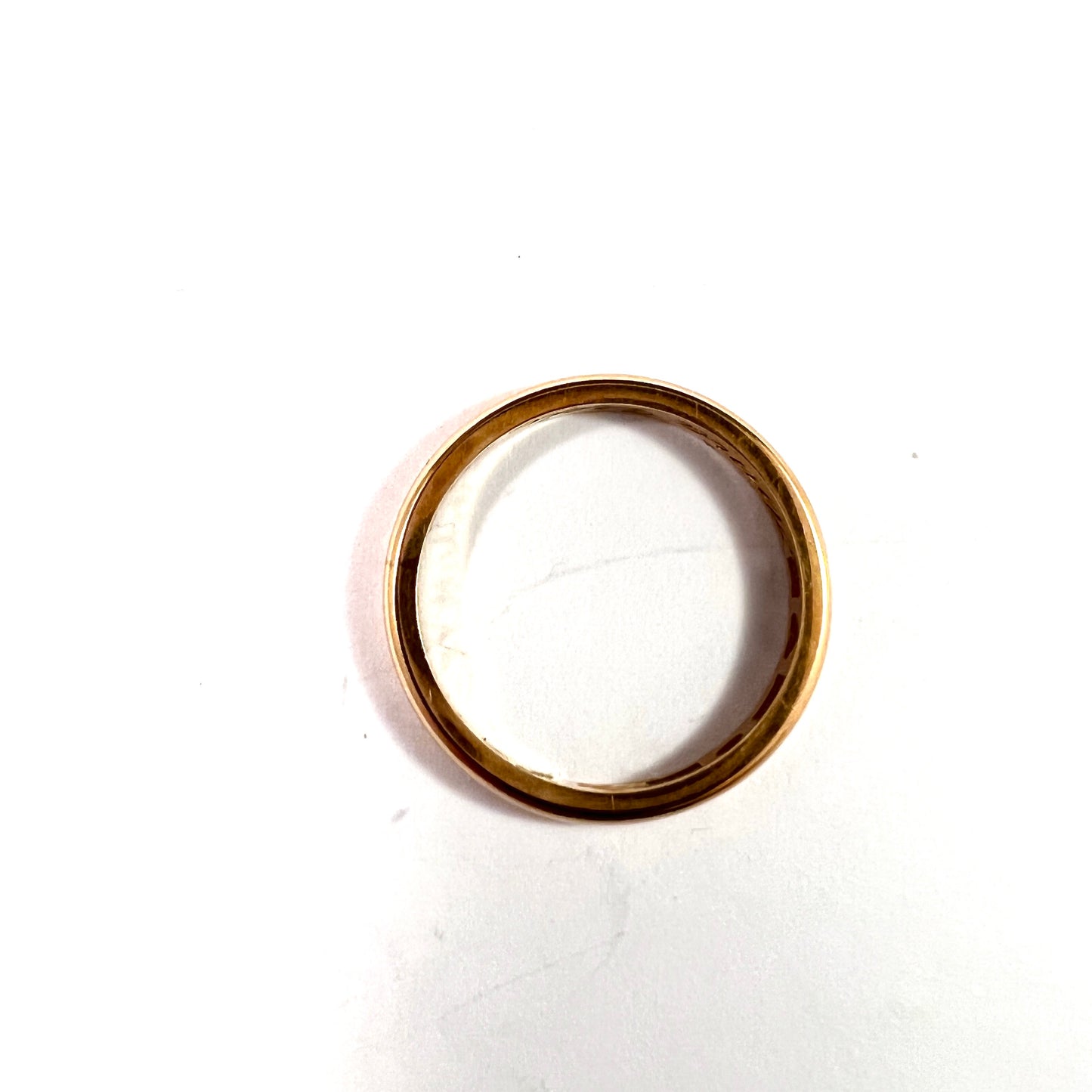 Nordiska Juvelaktiebolaget, Sweden 1952. Vintage 18k Gold Wedding Band Ring.