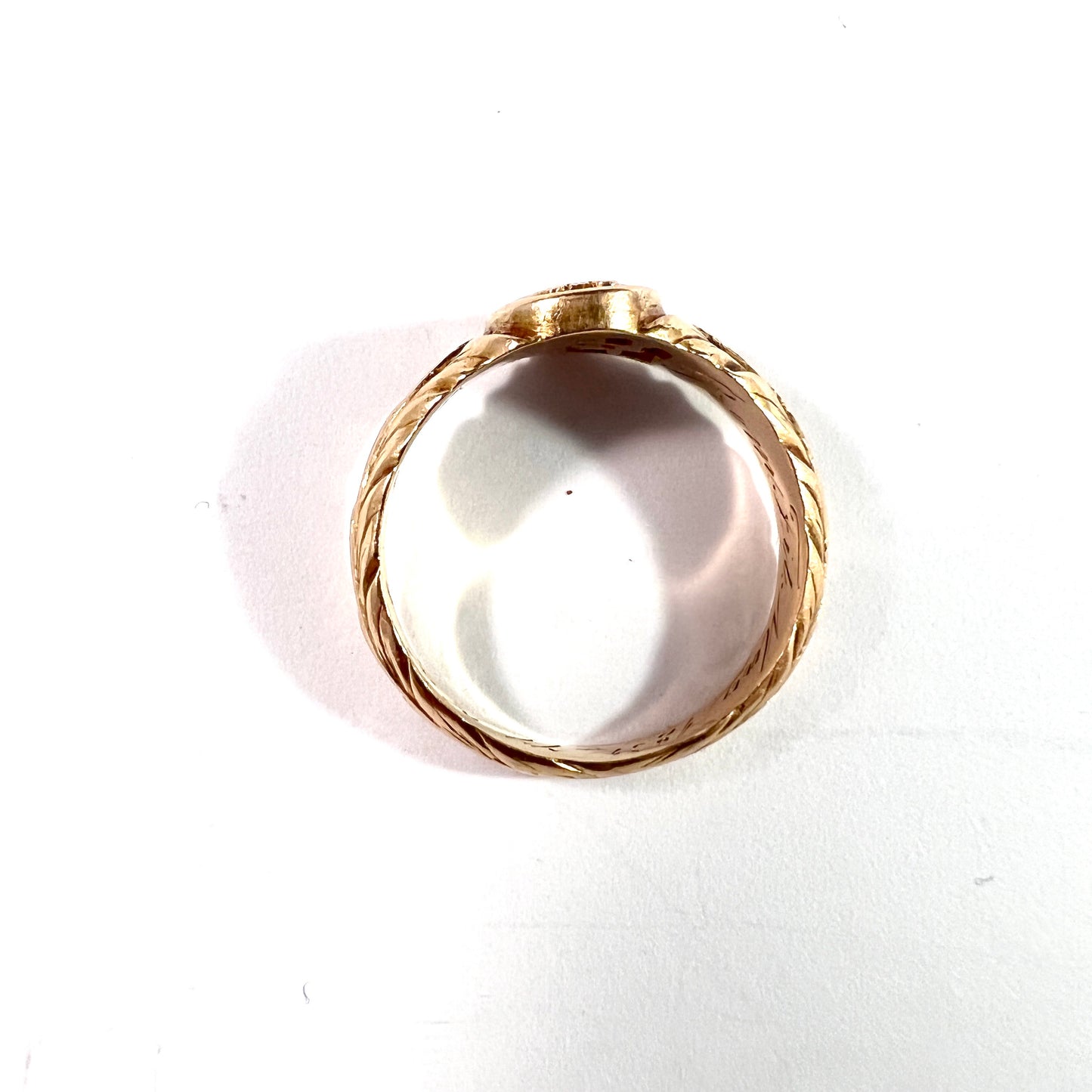 Roland Mellin, Finland year 1860. Antique Victorian 18k Gold Ring.