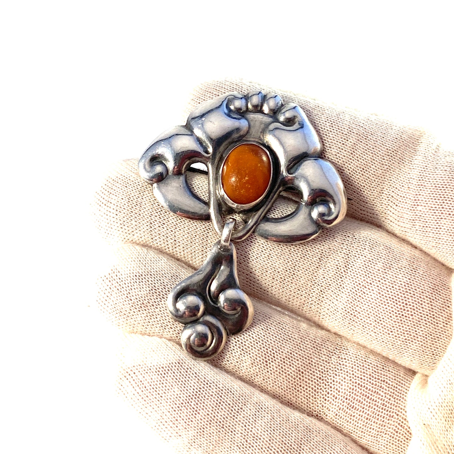 Hans Jensen & Co, Copenhagen 1899-1937, Solid Silver Art Nouveau Amber Brooch