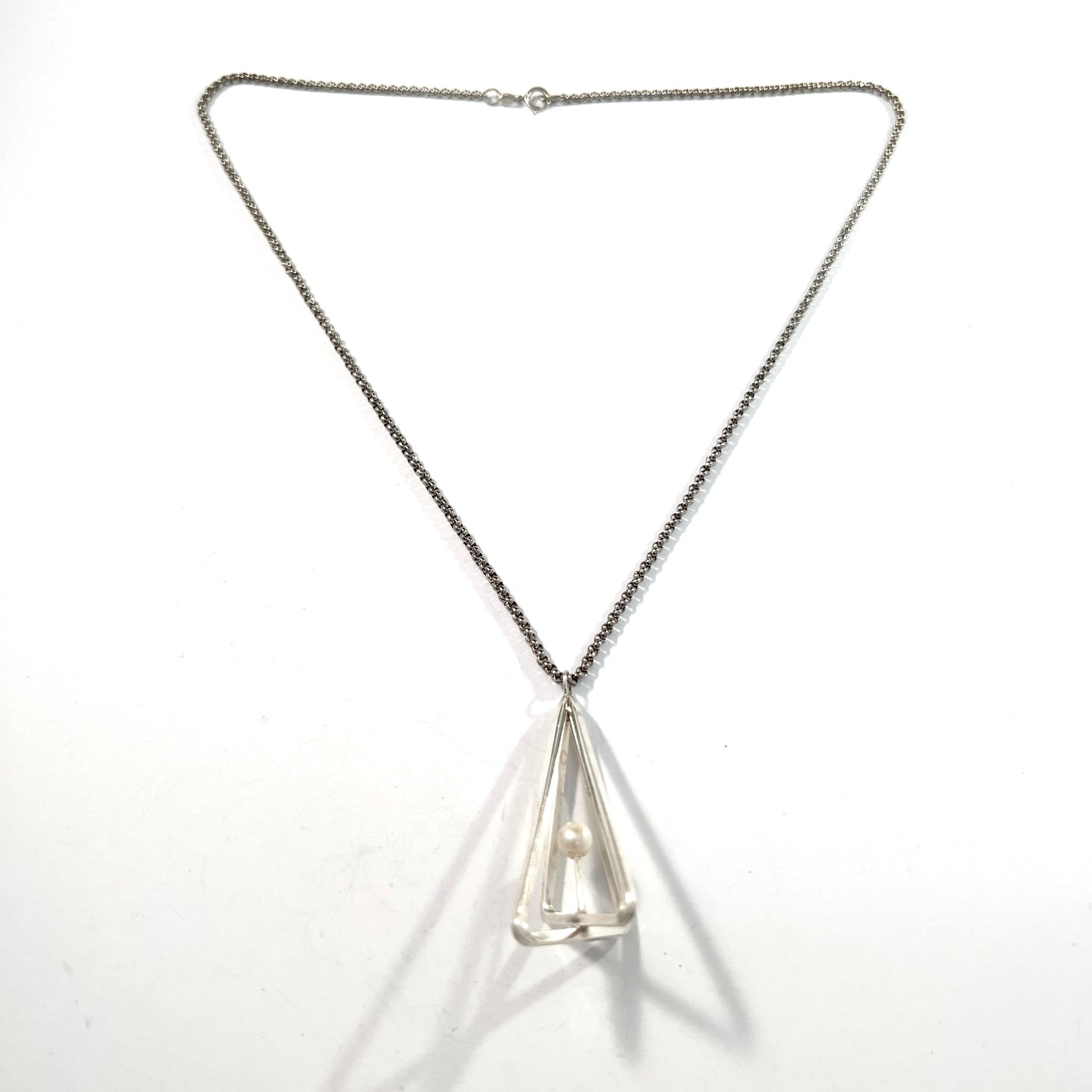Vintage Sterling Silver Cultured Pearl Modernist Pendant Necklace.