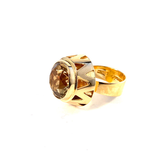 B Bengtsson, Sweden 1971. Bold Handwrought 18k Gold Citrine Ring.