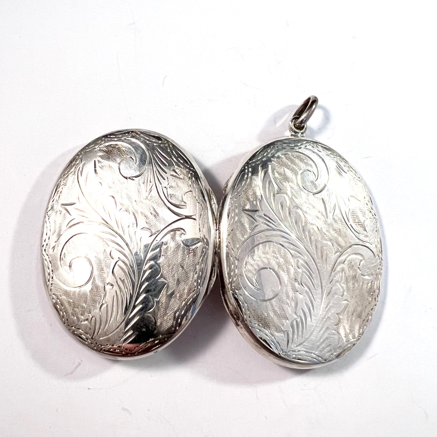 Vintage Sterling Silver Large Locket Pendant.