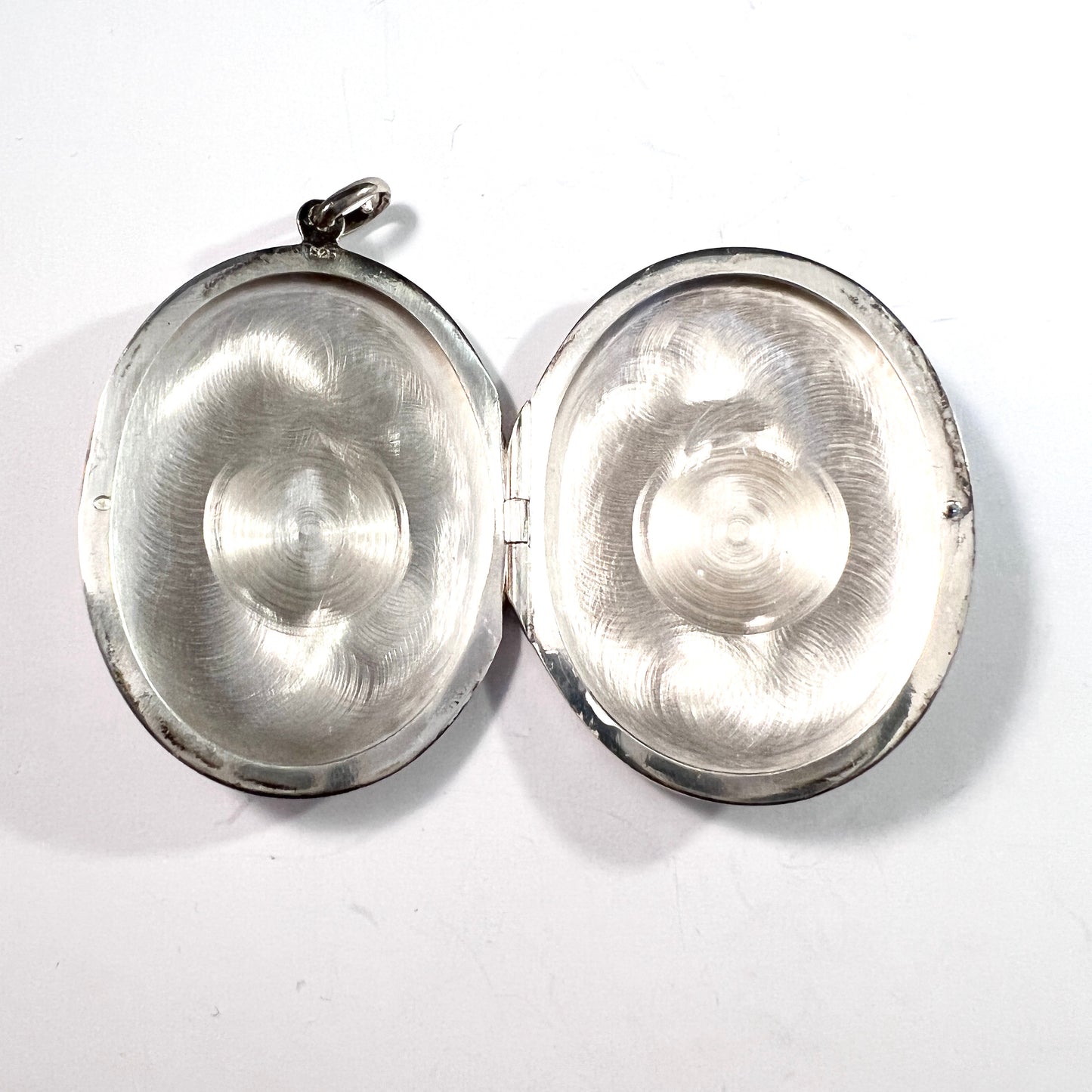 Vintage Sterling Silver Large Locket Pendant.