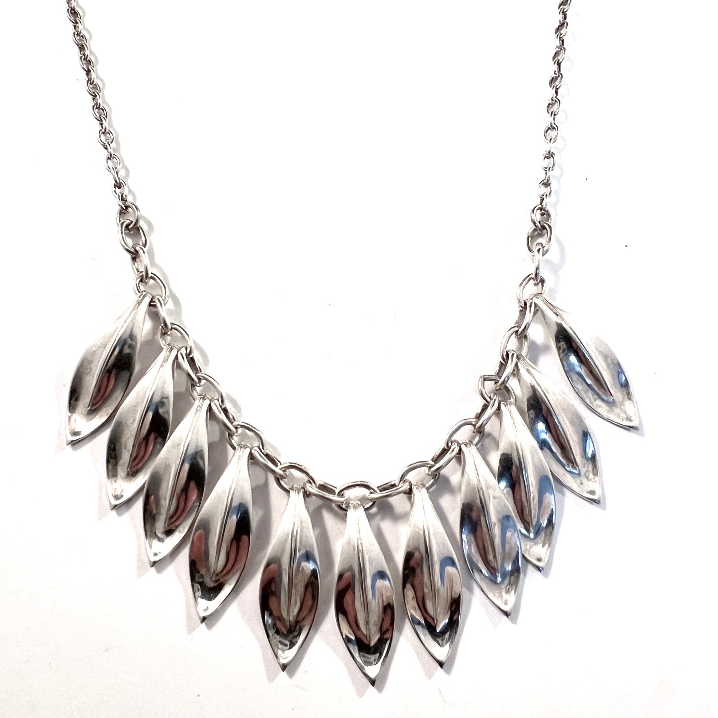 Sweden, Vintage c 1950s. Solid Silver Necklace.