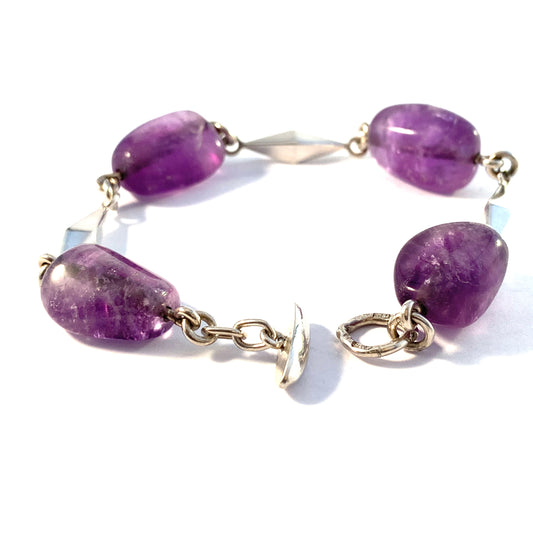 Arvo Saarela, Sweden 1962. Sterling Silver Amethyst Bracelet.