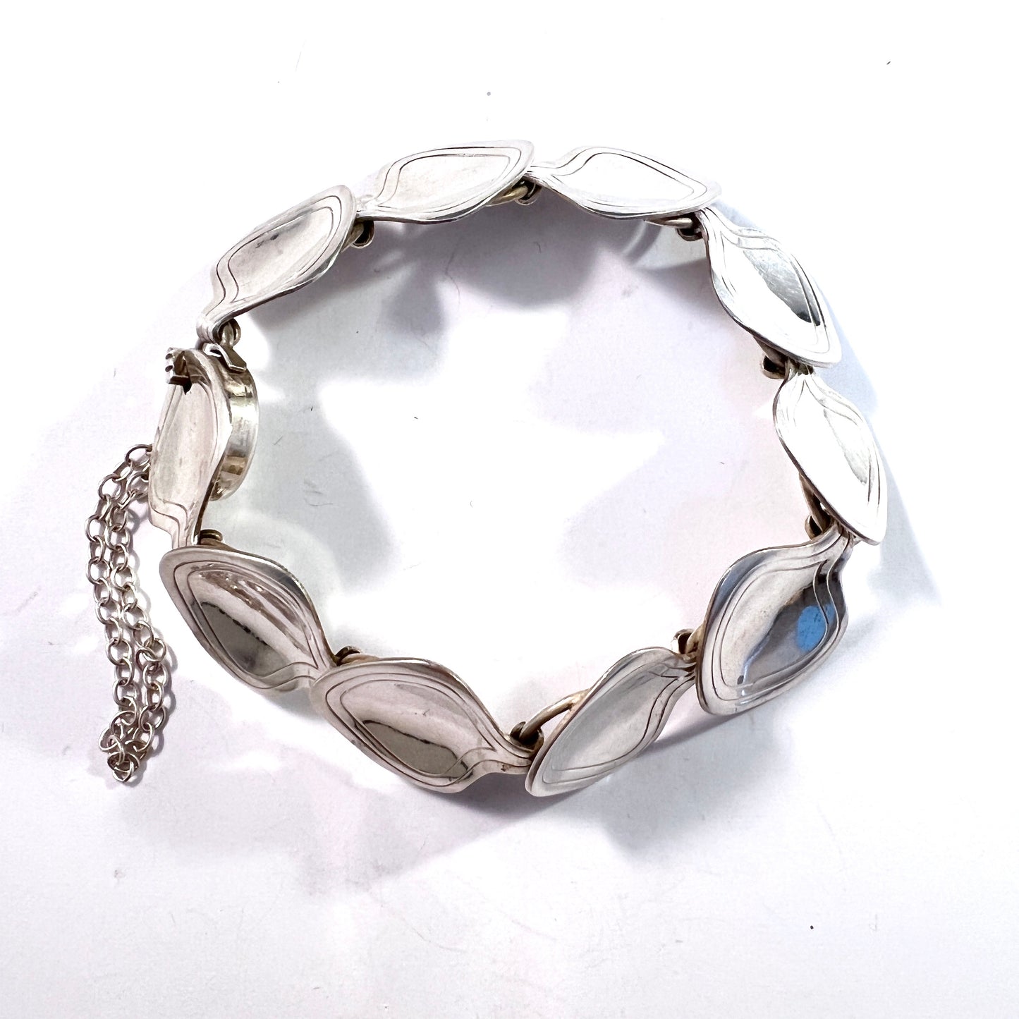 Michelsen, Stockholm 1954. Vintage Mid-century Modern Sterling Silver Bracelet.