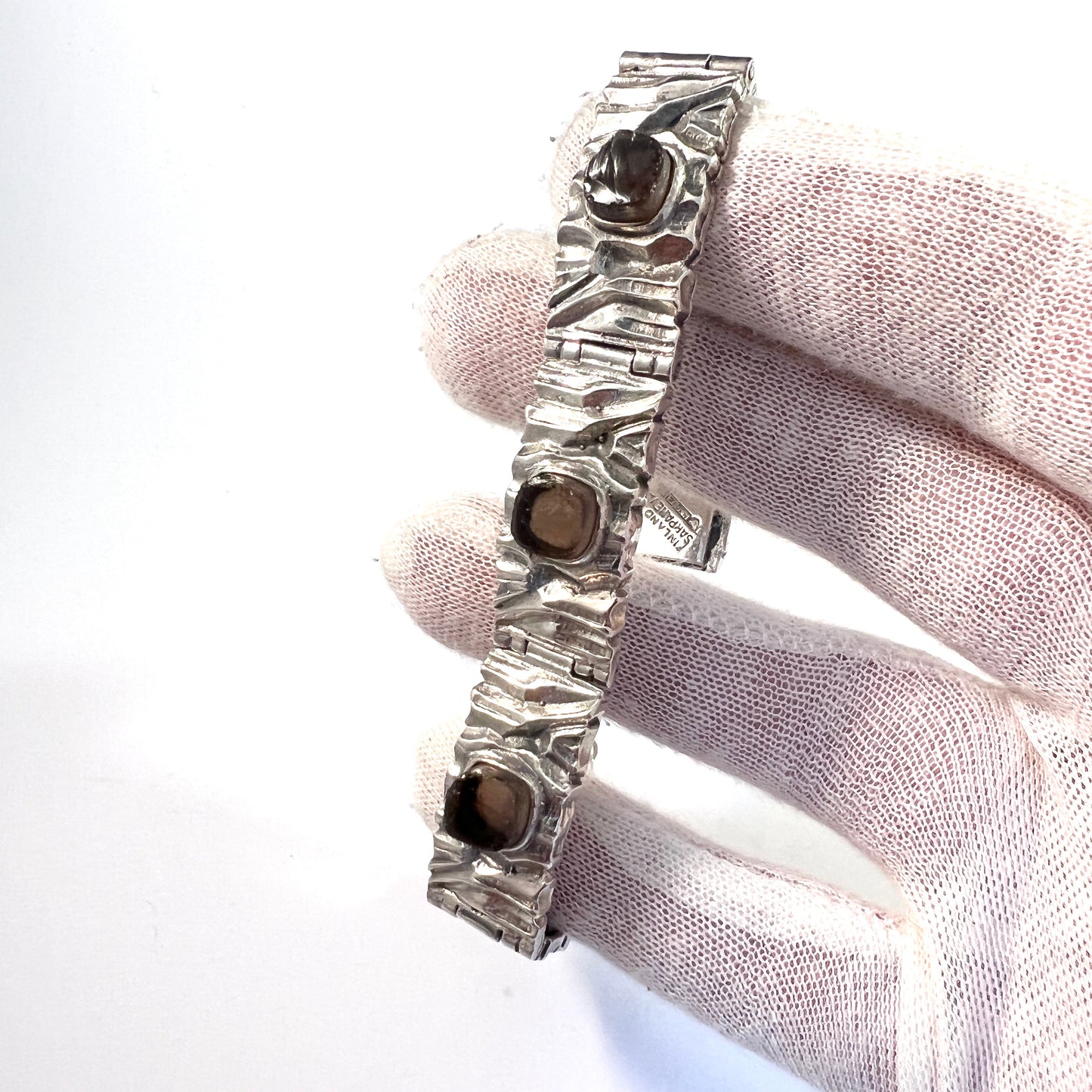 Pentti Sarpaneva for Turun Hopea Finland 1973. Vintage Silver Quartz Bracelet. Signed.