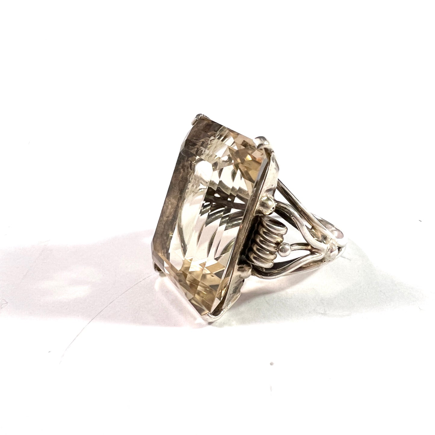 Vintage c 1940s. Sterling Silver Large Quartz Cocktail Ring.