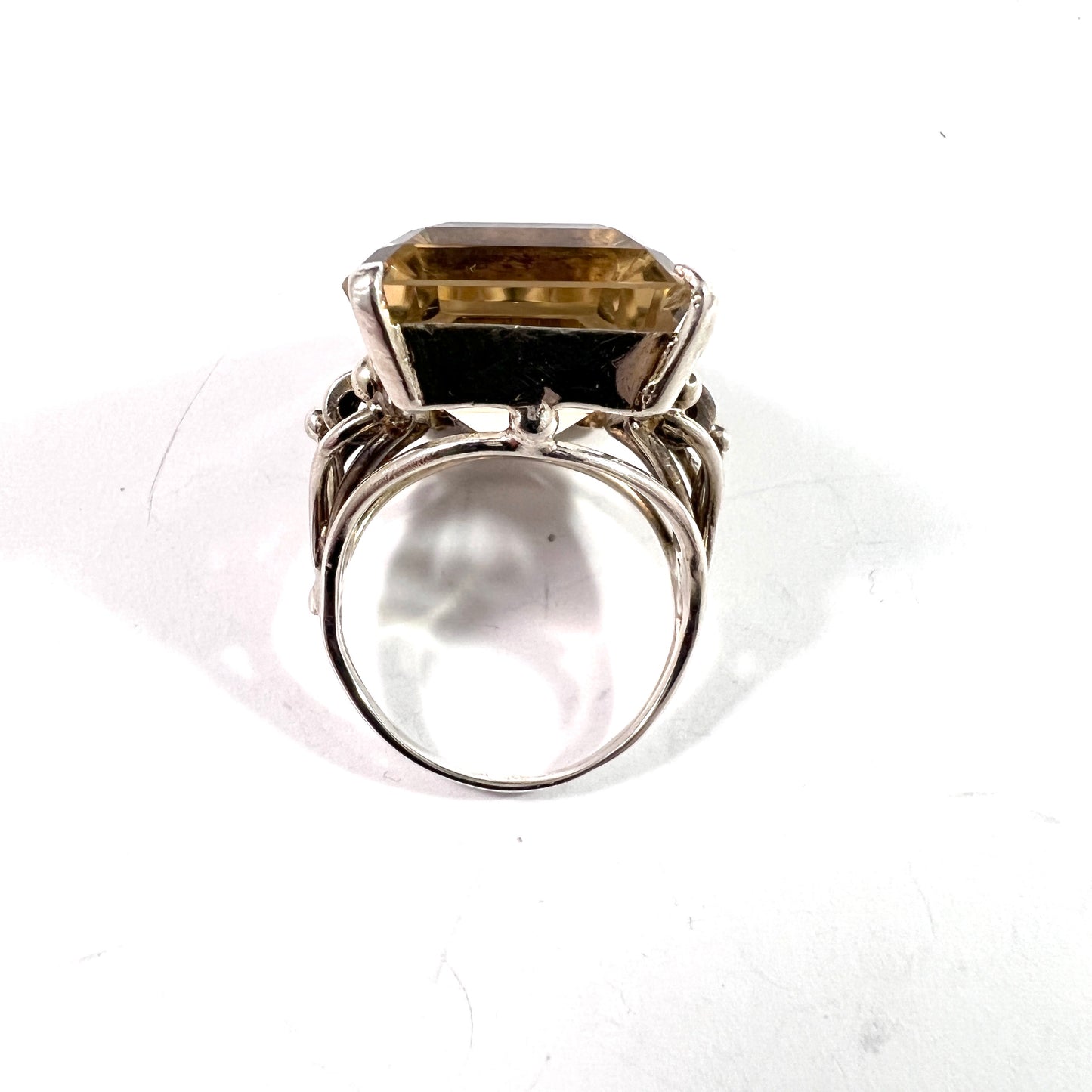 Vintage c 1940s. Sterling Silver Large Quartz Cocktail Ring.