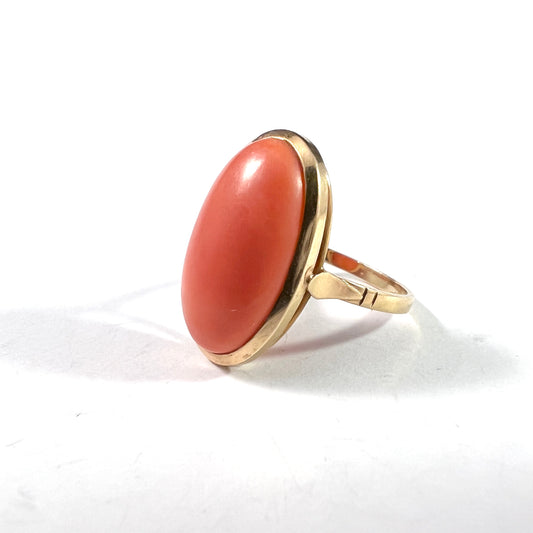 Italy 1950-60s, Vintage 18k Gold Coral Ring.