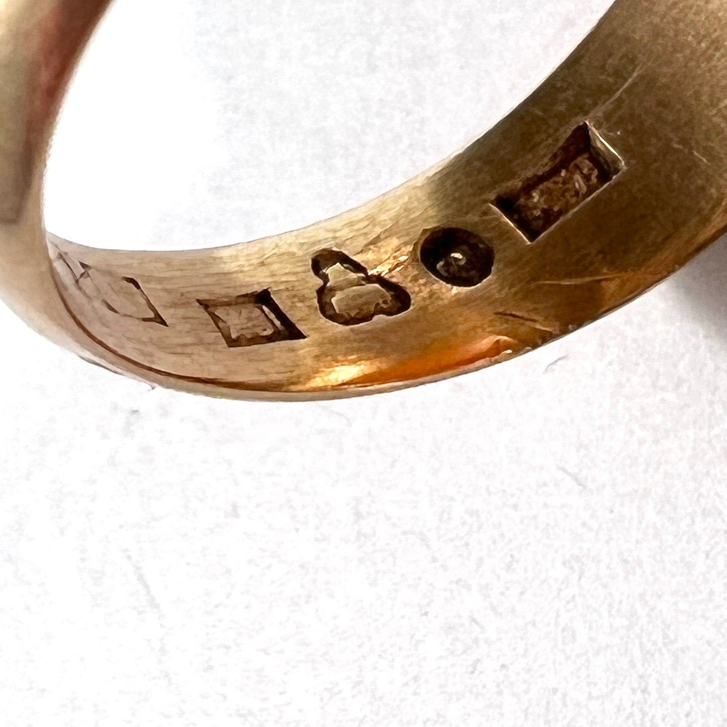 Sweden. Antique Victorian 18k Gold Carnelian Ring.