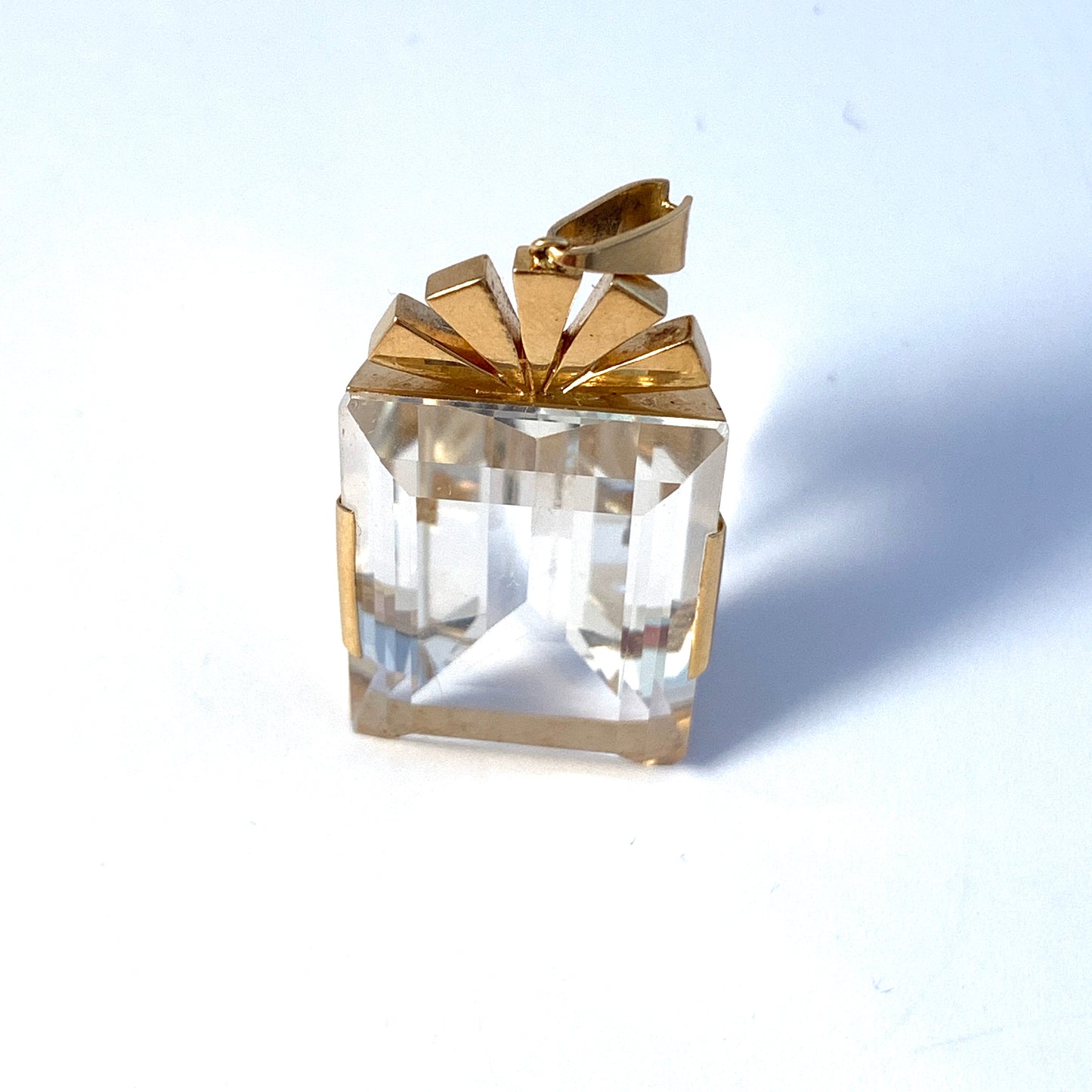 Atelje Stigbert, Sweden 1946. Vintage 18k Gold Rock Crystal Pendant. Signed.