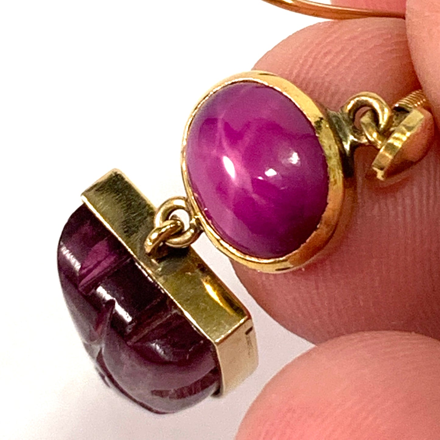 Vintage 14k Gold Pink Star Sapphire Carved Amethyst Dangle Earrings.