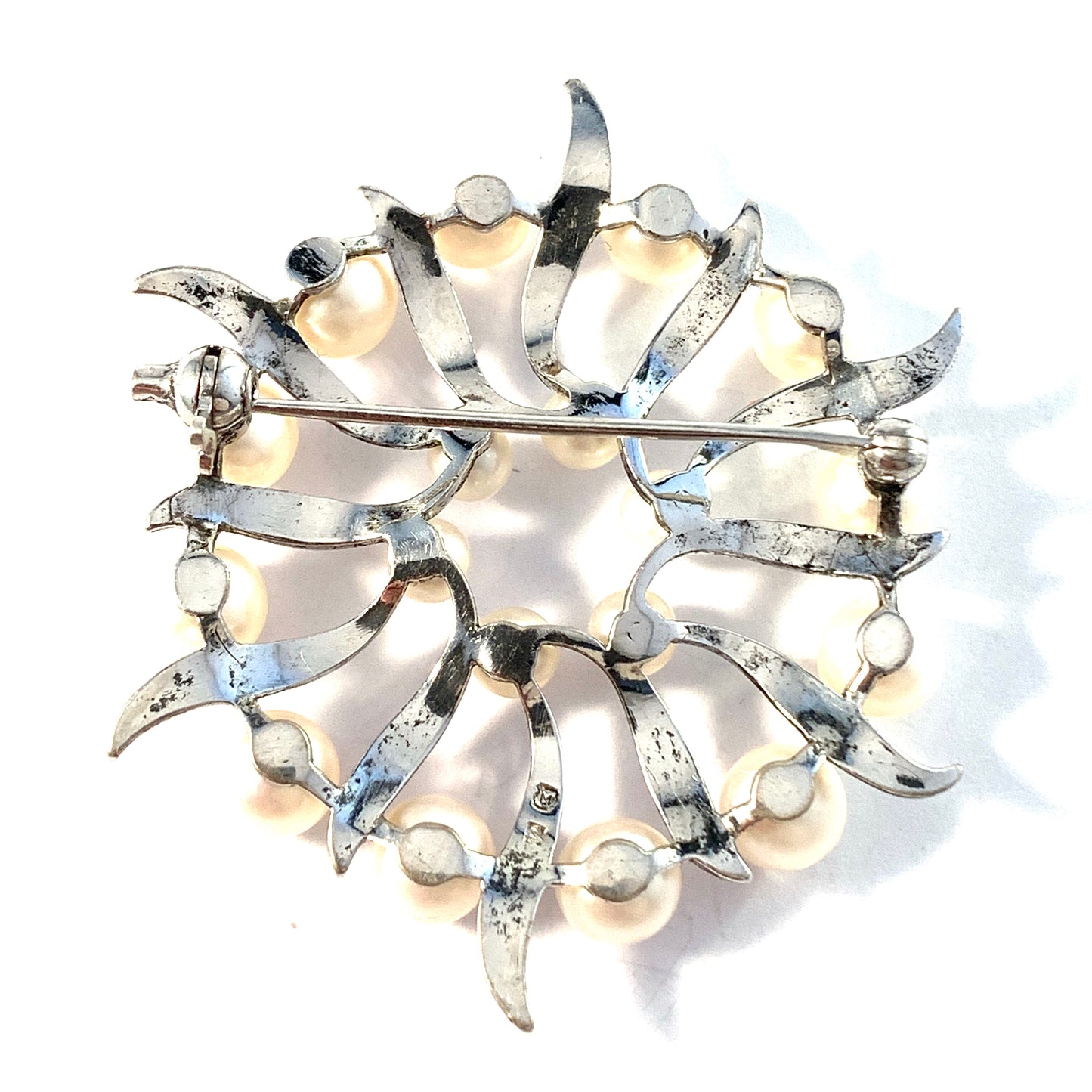 Mikimoto, Japan Vintage Sterling Silver Cultured Pearl Brooch.